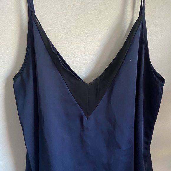 2 / $12✨✨ F21 vneck slip tank - Picture 3 of 5